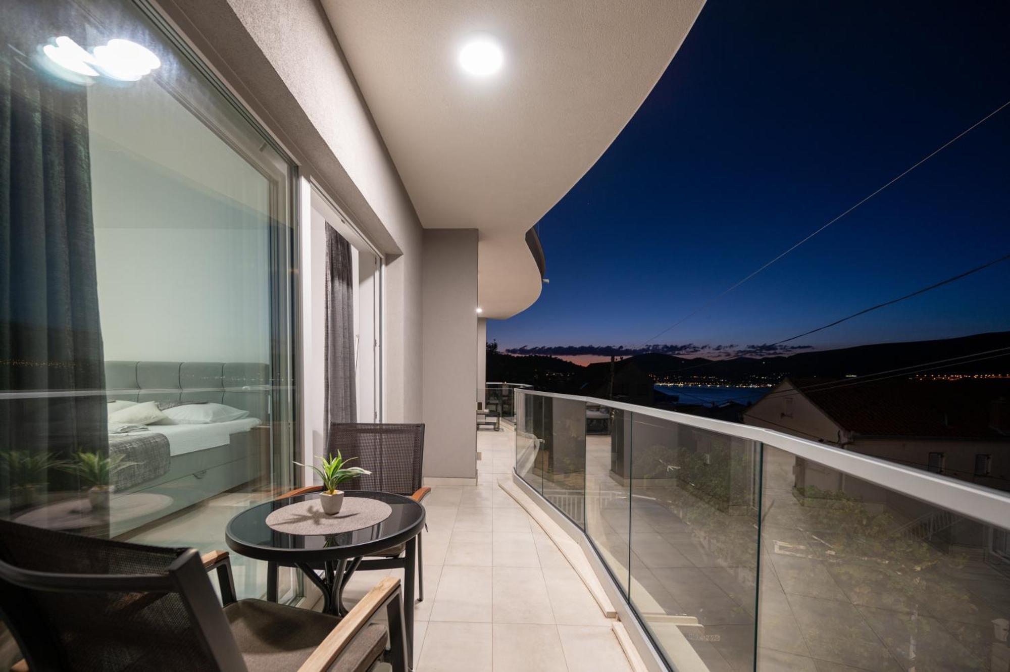 Apartments Filipo โตรกีร์ ภายนอก รูปภาพ