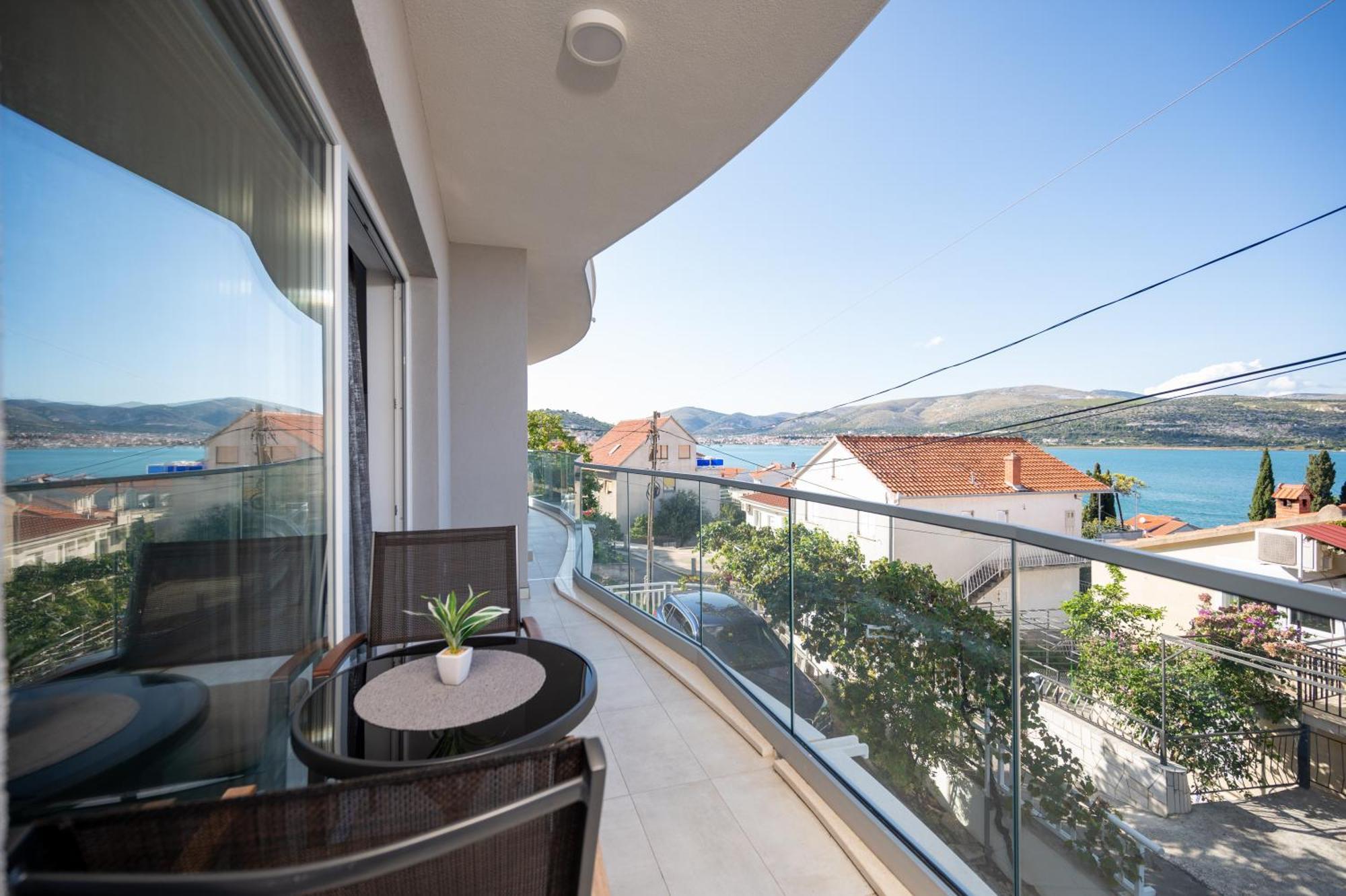 Apartments Filipo โตรกีร์ ภายนอก รูปภาพ
