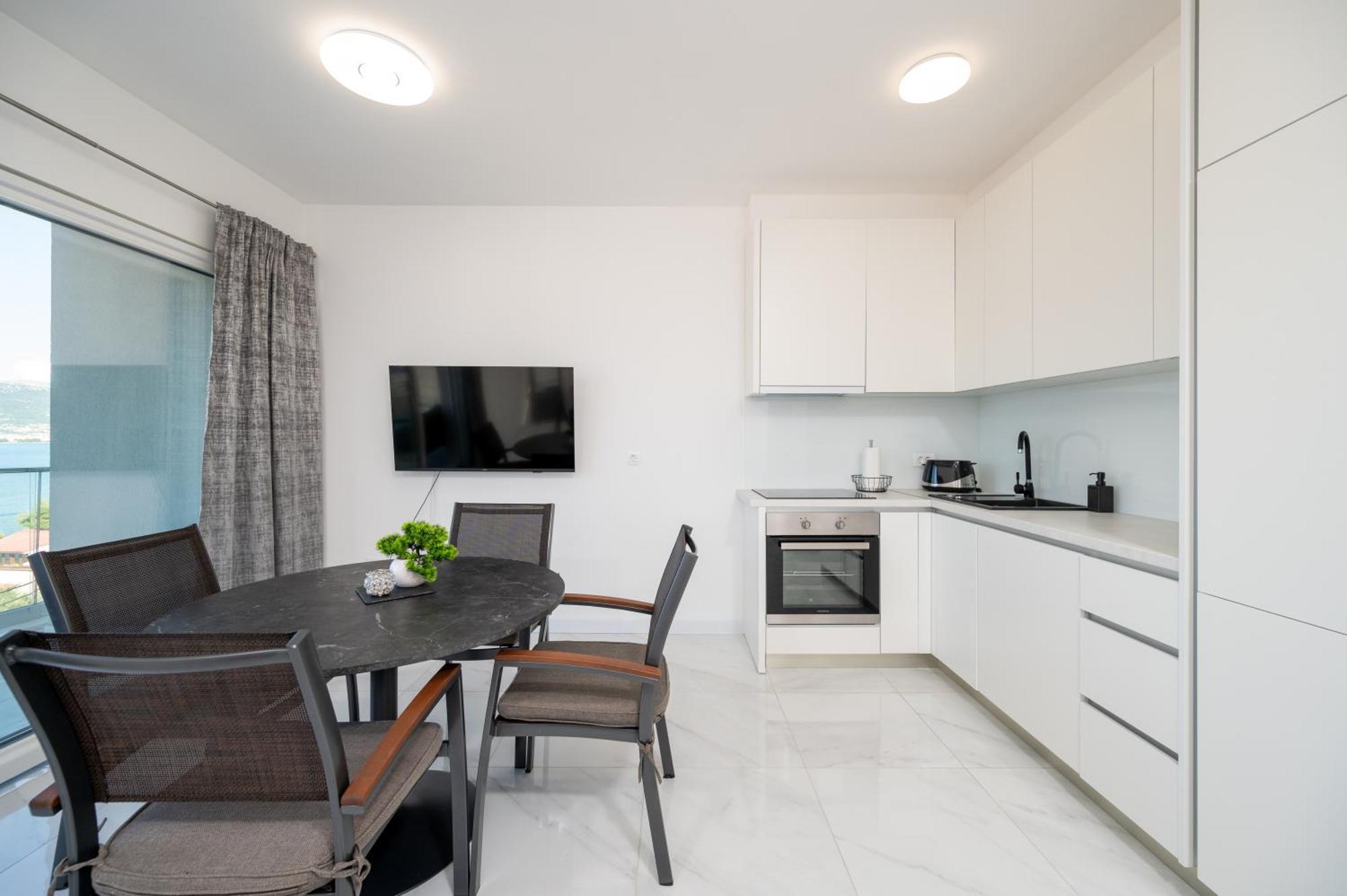 Apartments Filipo โตรกีร์ ภายนอก รูปภาพ